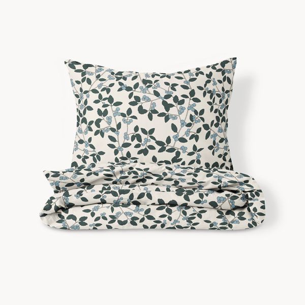 Blueberry duvet cover 140x200 cm made of cotton in beige and green from Petite Amélie 